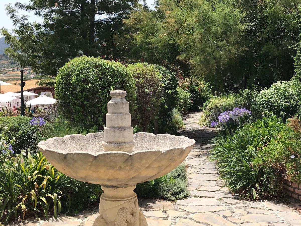Cortijo Andaluz Bed & Breakfast อัลเลาริน เอล กรันเด ภายนอก รูปภาพ